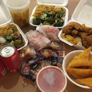 Beef w/ mixed vegetables + vege fried rice, shrimp w/ broccoli, fried chicken w/ chicken fried rice, Krab Rangoon, + wonton soup