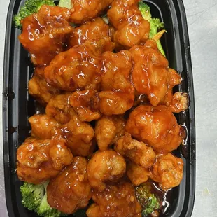 General Tso&apos;s Chicken S8