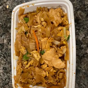 Chicken chow fun! Mmmm