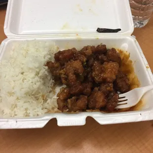 General Tso Chicken Combination platter