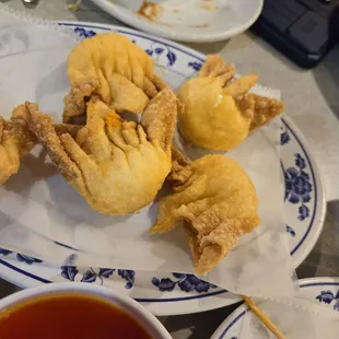 Sesame Chicken, Garlic Fried Chicken, Wontons