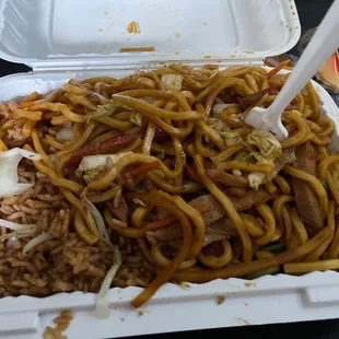 Roast Pork Lo Mein
