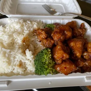 Lunch special General Tso