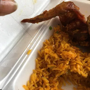food, chicken wings and fried chicken