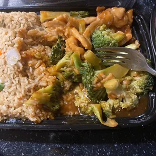 Garlic L8. Chicken with Mixed Vegetables Dinner Special