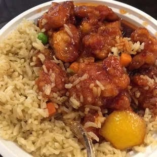 Orange chicken lunch special.