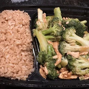 Chicken or Beef w. Broccoli