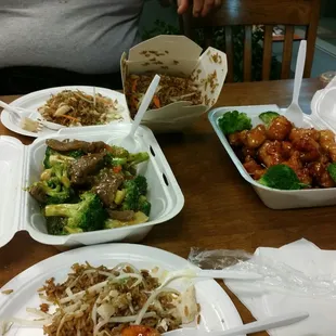 Dinner for two:beef with broccoli and general tso chicken with chicken fried rice. DELICIOUS