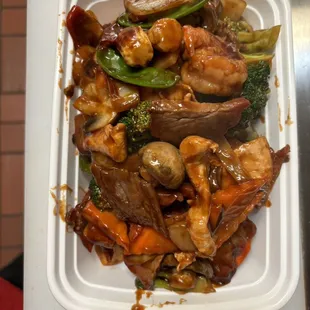 chicken, broccoli, and mushrooms in sauce