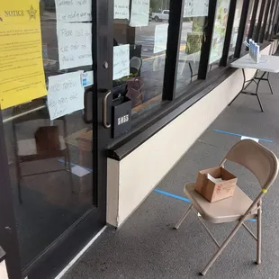 Napkins to open door. Like my photos so I post more :)