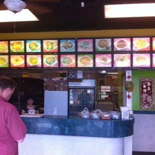 Great lunch specials at affordable prices. Good food that is cheaper than the Citigroup cafeteria with excellent portion sizes.