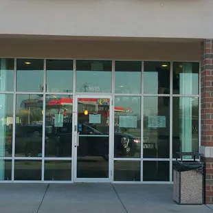 the front entrance of a chinese restaurant