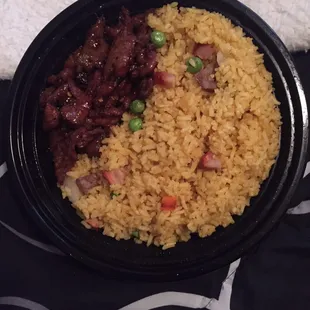 Lunch Special: Mongolian Beef. This is what they give you when you ask for no vegetables. Very STINGY with meat. Very disappointed.