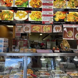 Lunch time! Thank you for the great service, Helen! 9.11.23