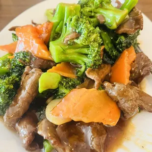 My daughter loves broccoli beef.