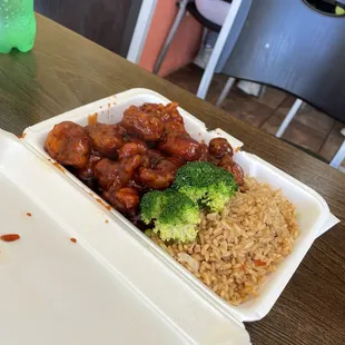 food, chicken wings and fried chicken