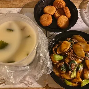 21. Seaweed Pork Rib Soup 78. Fried Rice Cake Pumpkin Cake