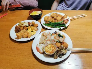Bee's Buffet