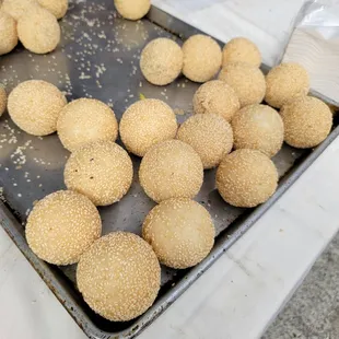Jin Dui Fried Sesame Moichi Balls.