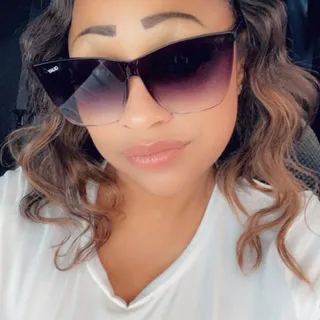 Nicole G.