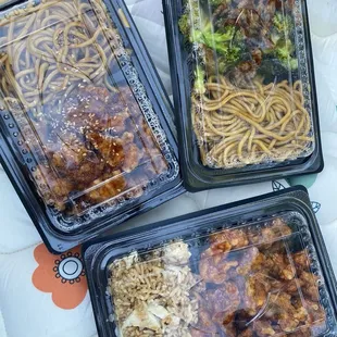 To-Go Combination Plates  Orange Chicken Rating: 3/4