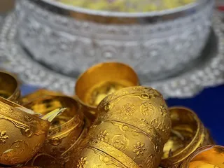 Sunday Market Thai Buddhist Temple