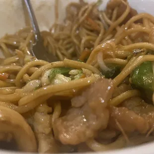 Lo Mein with chicken, beef and shrimp