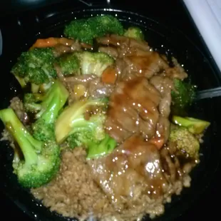 Lunch special beef and broccoli with pork fried rice. Got as a carryout. Delicious