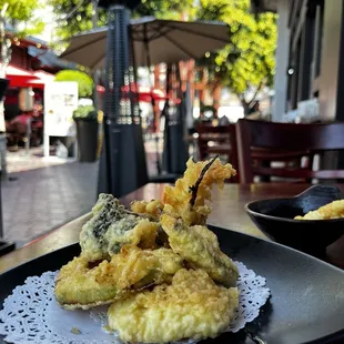 Shrimp and vegetables tempura