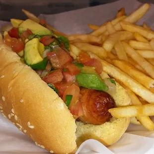 HOT DOGS