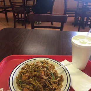 shrimp lo mein