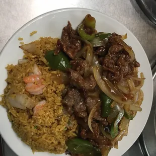 Pepper steak with onion