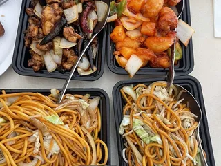 Lucky China Restaurant