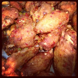 bbq chicken, fried chicken wings, chicken wings, fried chicken, chicken wings and fried chicken, poultry, food, bbq wings, chicken