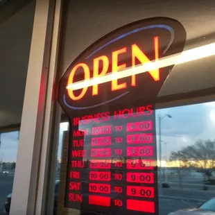 Call for Appointments :(505) 884-115