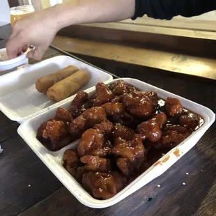 Look how huge ! My husband and I couldnt finish it.