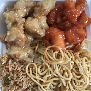 Sesame chicken/Orange chicken combo plate