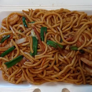 Shrimp Lo Mein
