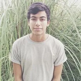 Erick V.