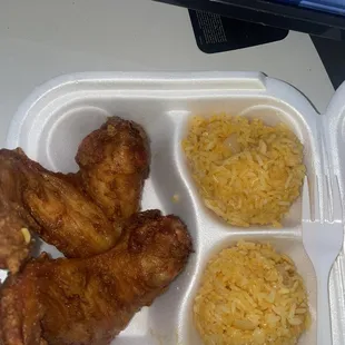 Lunch special two wing rice plate
