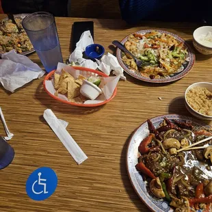 Beef garlic...almond shrimp...combo rice