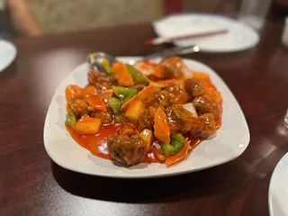 Hong Guan
