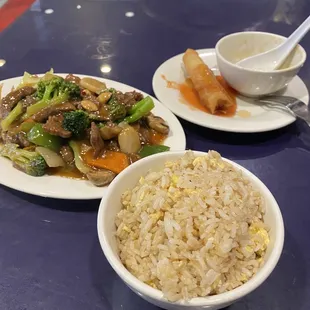 Fried rice, beef with mixed vegetables, Hot &amp; Sour Soup, fried won ton and egg roll.
