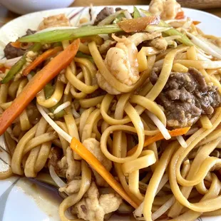 noodle dish, noodle soup, ramen, food, noodles, ramen and noodles