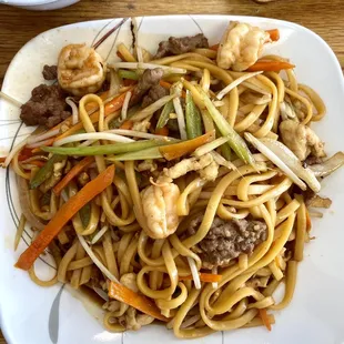 ramen and noodles, ramen, noodles, noodle dish, food, noodle soup