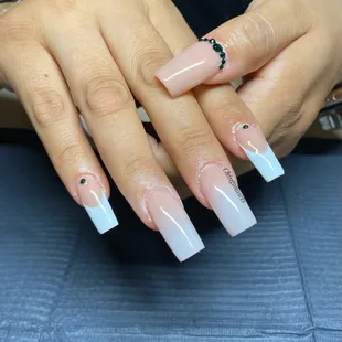 Classic set with French tip &amp; ombré °