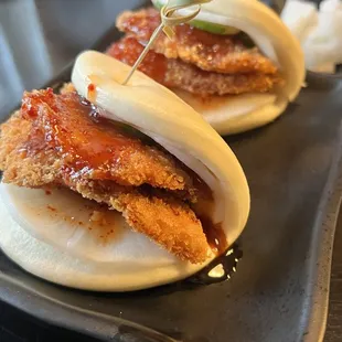 spicy chicken bao