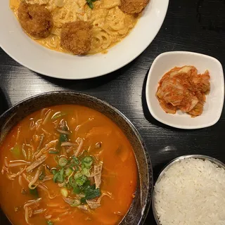 L8. Yukaejang Lunch Special