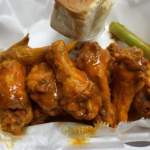 &quot;Hot&quot; 10 Piece Party Wings