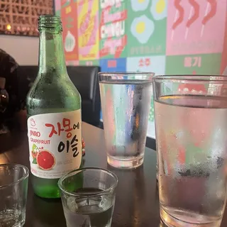 Jinro Chamisul Grapefruit Soju 375ml
